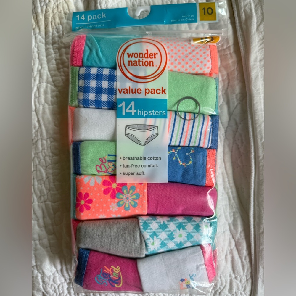 NWT size 12 Wonder Nation Value pack 14 hipsters
